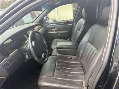 2007 Lincoln Town Car Executive   - Photo 7 - Little River, SC 29566
