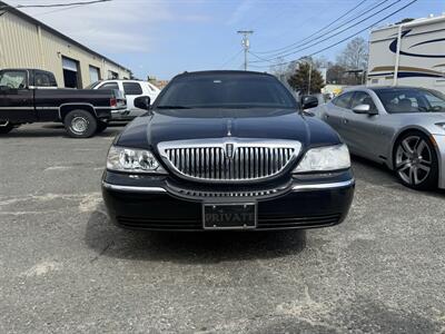 2007 Lincoln Town Car Executive   - Photo 1 - Little River, SC 29566