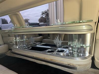 2007 Lincoln Town Car Executive   - Photo 8 - Little River, SC 29566