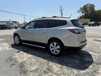 2017 Chevrolet Traverse LT   - Photo 4 - Little River, SC 29566