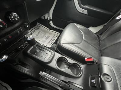2017 Jeep Wrangler Sahara   - Photo 15 - Cadyville, NY 12918