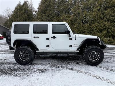 2017 Jeep Wrangler Sahara   - Photo 5 - Cadyville, NY 12918