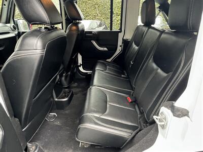 2017 Jeep Wrangler Sahara   - Photo 10 - Cadyville, NY 12918