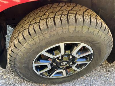 2017 Toyota Tundra SR5 Crew Max - Photo 9 - Cadyville, NY 12918