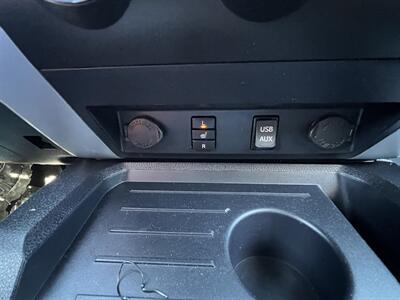 2017 Toyota Tundra SR5 Crew Max - Photo 17 - Cadyville, NY 12918