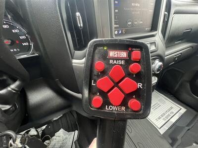 2022 GMC Sierra 2500 Pro - Photo 21 - Cadyville, NY 12918