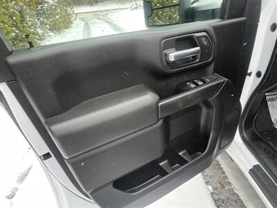 2022 GMC Sierra 2500 Pro - Photo 13 - Cadyville, NY 12918