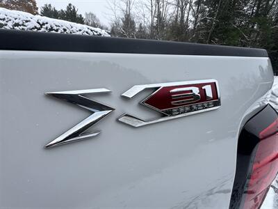 2022 GMC Sierra 2500 Pro - Photo 11 - Cadyville, NY 12918