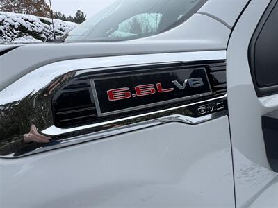 2022 GMC Sierra 2500 Pro - Photo 9 - Cadyville, NY 12918