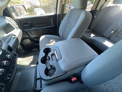 2019 RAM 1500 Classic Express Sport   - Photo 25 - Cadyville, NY 12918