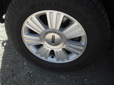 2009 Lincoln Navigator   - Photo 11 - Gunnison, CO 81230