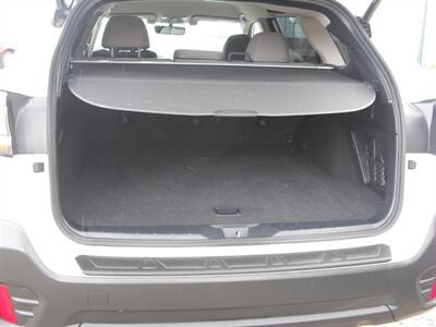 2022 Subaru Outback Premium   - Photo 5 - Gunnison, CO 81230
