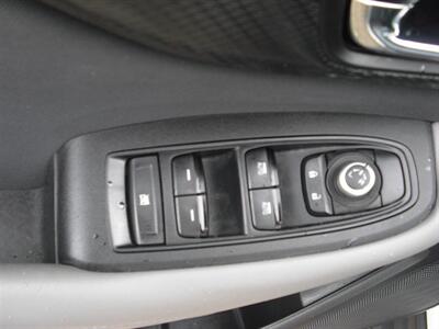 2022 Subaru Outback Premium   - Photo 8 - Gunnison, CO 81230