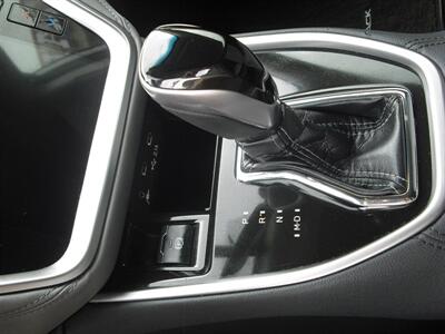 2022 Subaru Outback Premium   - Photo 10 - Gunnison, CO 81230