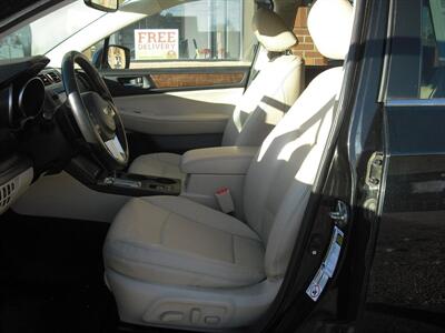 2016 Subaru Outback 3.6R Limited   - Photo 5 - Gunnison, CO 81230