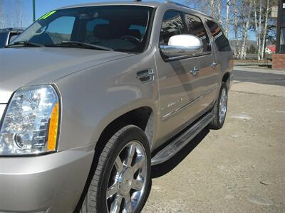 2007 Cadillac Escalade ESV   - Photo 3 - Gunnison, CO 81230