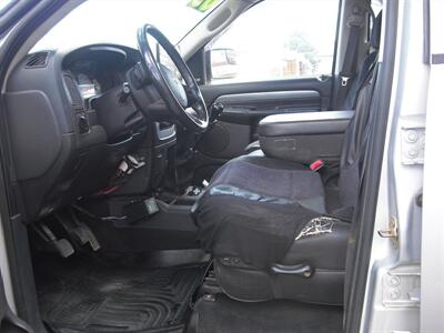2005 Dodge Ram 3500 SLT 4dr Quad Cab SLT   - Photo 6 - Gunnison, CO 81230