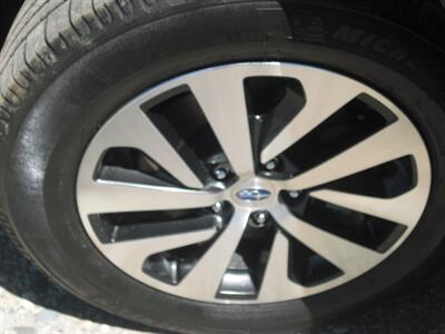 2021 Subaru Outback Premium   - Photo 12 - Gunnison, CO 81230