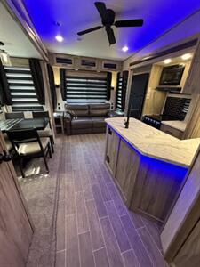 2020 Cherokee M-298LB ARCTIC WOLF   - Photo 6 - Crossville, AL 35962