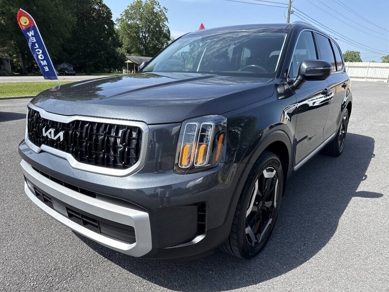 2024 Kia Telluride EX  