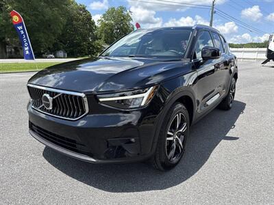 2023 Volvo XC40 B5 Plus Bright Theme - Photo 1 - Crossville, AL 35962