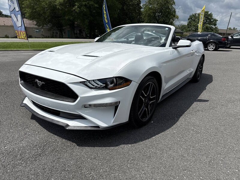 2020 Ford Mustang EcoBoost Premium  