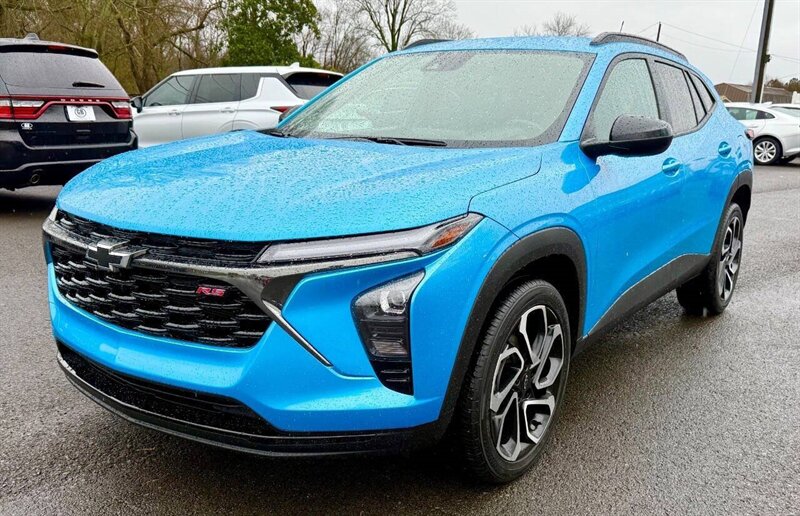 2025 Chevrolet Trax RS's photo
