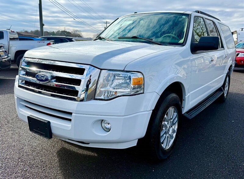 2011 Ford Expedition EL XLT  