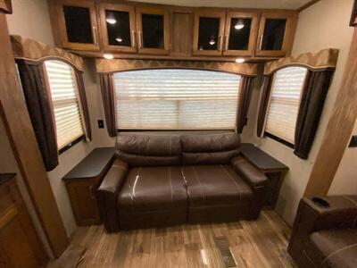 2019 KEYSTONE 380MB LAREDO   - Photo 11 - Crossville, AL 35962