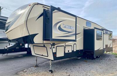 2019 KEYSTONE 380MB LAREDO   - Photo 2 - Crossville, AL 35962