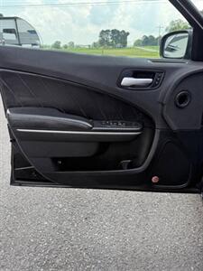 2018 Dodge Charger SXT Plus   - Photo 12 - Crossville, AL 35962
