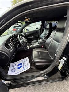 2018 Dodge Charger SXT Plus   - Photo 5 - Crossville, AL 35962