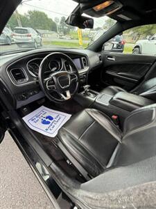 2018 Dodge Charger SXT Plus   - Photo 6 - Crossville, AL 35962