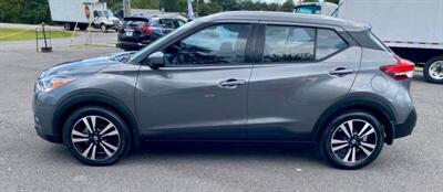 2018 Nissan Kicks SV   - Photo 2 - Crossville, AL 35962