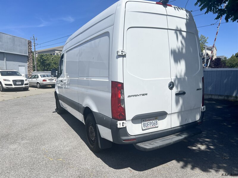 2020 Mercedes-Benz Sprinter 2500 Cargo Van High Roof - Photo 28 - Campbell, CA 95008