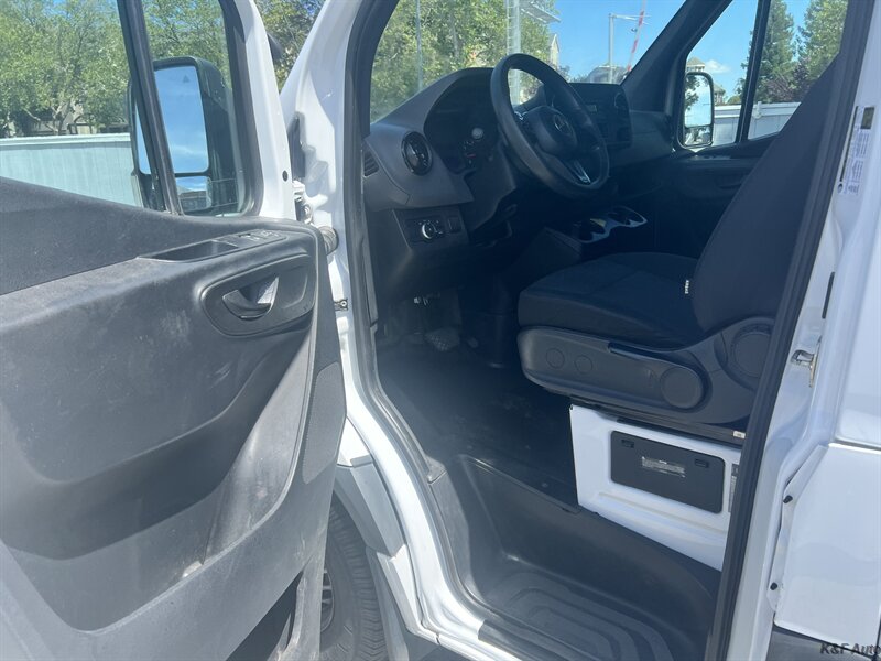 2020 Mercedes-Benz Sprinter 2500 Cargo Van High Roof - Photo 43 - Campbell, CA 95008