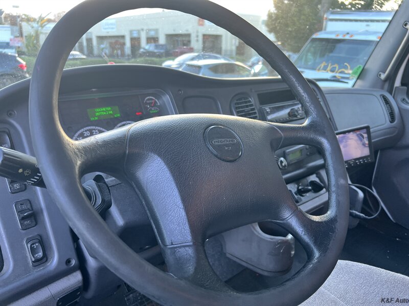 2018 Freightliner M2 106 Thermo King - Photo 45 - Campbell, CA 95008