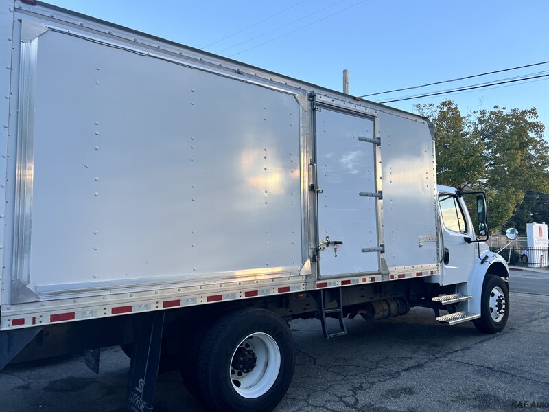 2018 Freightliner M2 106 Thermo King - Photo 29 - Campbell, CA 95008
