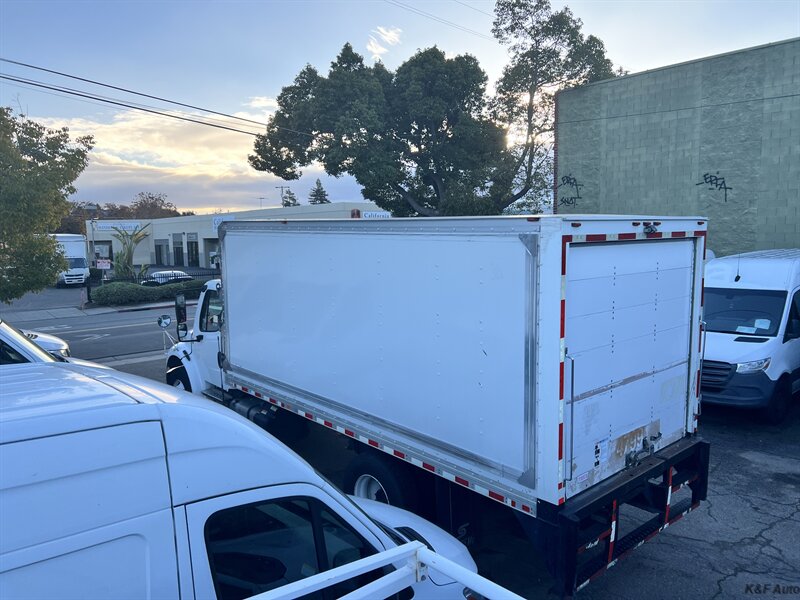 2018 Freightliner M2 106 Thermo King - Photo 23 - Campbell, CA 95008