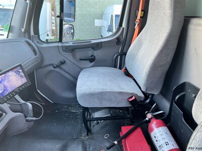 2018 Freightliner M2 106 Thermo King - Photo 44 - Campbell, CA 95008