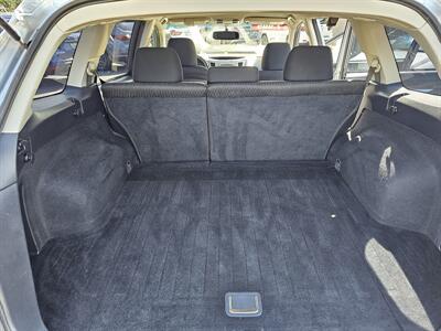 2012 Subaru Outback 2.5i   - Photo 13 - Redding, CA 96001