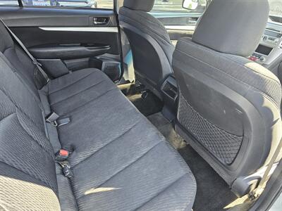 2012 Subaru Outback 2.5i   - Photo 11 - Redding, CA 96001
