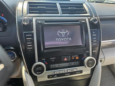 2014 Toyota Camry Hybrid LE   - Photo 17 - Redding, CA 96001