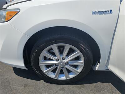 2014 Toyota Camry Hybrid LE   - Photo 26 - Redding, CA 96001