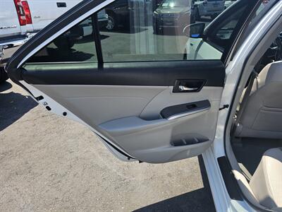 2014 Toyota Camry Hybrid LE   - Photo 14 - Redding, CA 96001