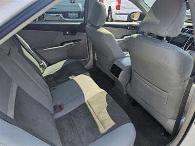 2014 Toyota Camry Hybrid LE   - Photo 12 - Redding, CA 96001