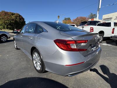 2019 Honda Accord LX   - Photo 5 - Redding, CA 96001