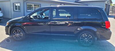 2018 Dodge Grand Caravan GT   - Photo 4 - Redding, CA 96001