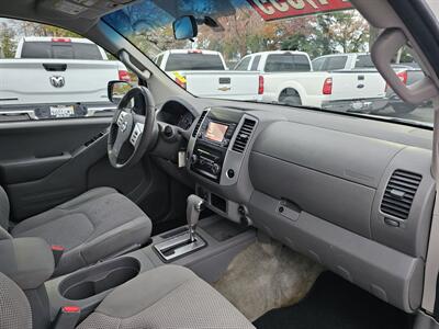 2017 Nissan Frontier SV - Photo 9 - Redding, CA 96001