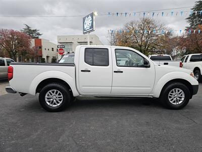 2017 Nissan Frontier SV - Photo 8 - Redding, CA 96001
